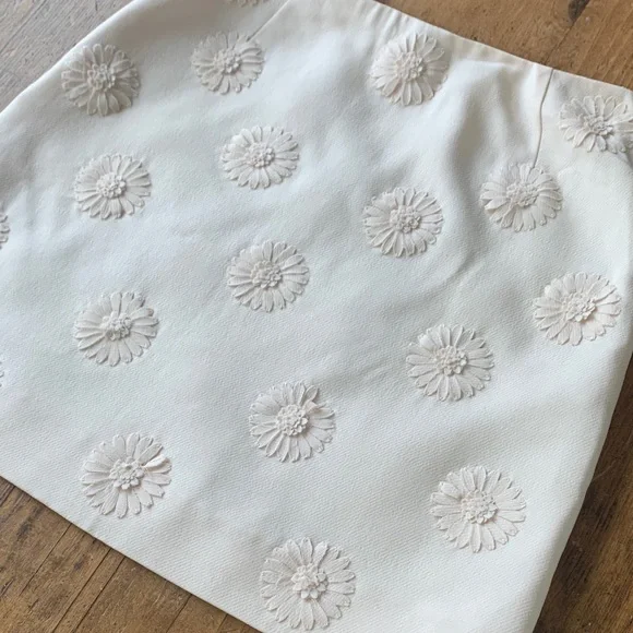 Valentino White Floral Silk Wool Mini Skirt - Picture 10 of 16